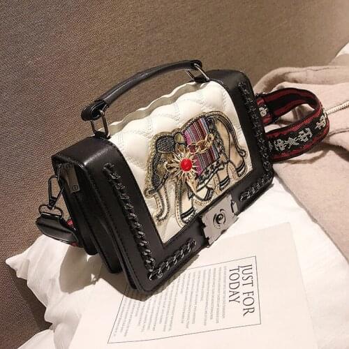 Small bag female 2021 new wave Korean version of wild fashion elephant embroidery handbag broadband small square bag messenger b