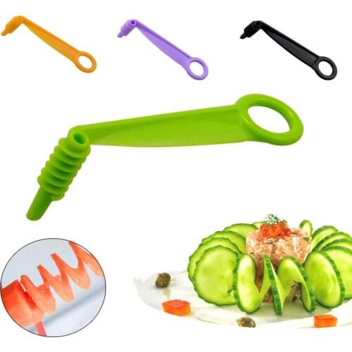 1pc Manual Spiral Screw Slicer Portable Potato Carrot Cucumber Spiral Slicer Kitchen Fruit Vegetable Cutter Kitchen Tool