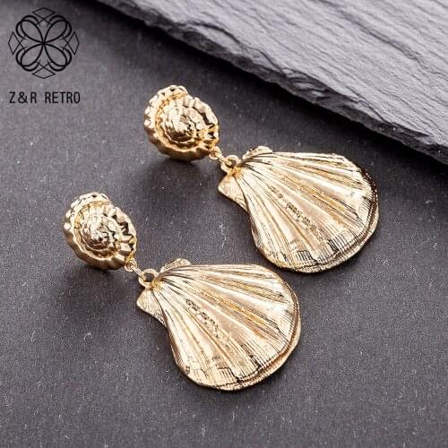 Gold Color Earrings Jewelry For Women Beautiful Shell Shape Geometric Hanging Dangle Earring Pendientes Brincos 2020 Wholeasle