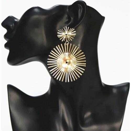 2020 New Vintage Sun Flower Female Gold Metal Exaggerated Dangle Drop Earrings for Women Fashion Statement Earrings Wholesale