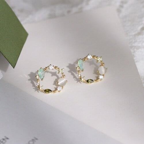 Womens Earring Fashion Geometric Circle Stud Earring Girl Flowers Wreath Ear Ring Earring for Women Jewellery Accessories