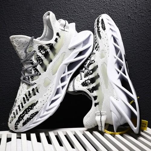 2020 New Blade Running Shoes Men Fitness Running Sneakers Male Comfortable Soft Cushioning Athletic Training Footwear Plus size