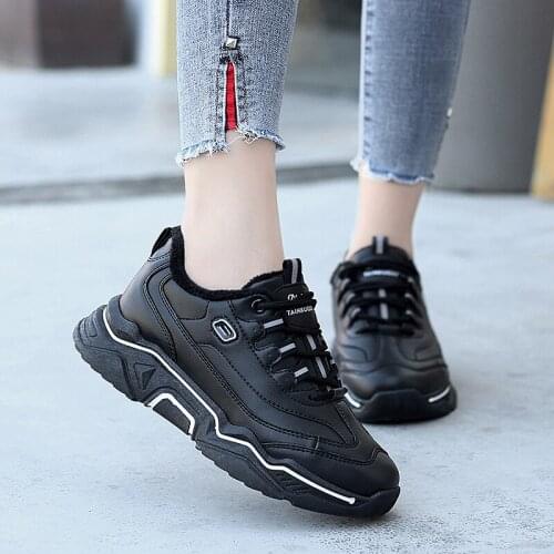 Winter New Plus Velvet Women Sneakers Cold Protection Keep Women Casual Shoes Outdoor Warm Wear Resistant Student Women Shoes