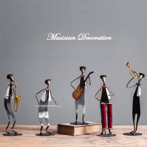 Huachi Miniature Figurines