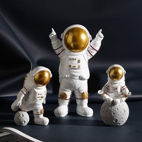 3pcs Nordic Astronaut Figurines Resin Sculpture Modern Home Decor Miniatures Table Ornaments Cosmonaut Figure Home Decorative