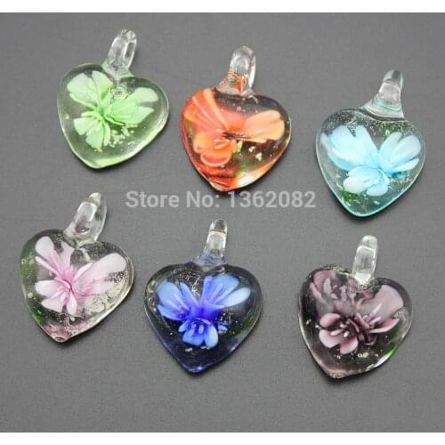Hot Selling 12pcs/lot Charming Noctilucent Heart Lampwork Glass Pendants Flower Murano Glass Charms for Necklace Earrings MC29