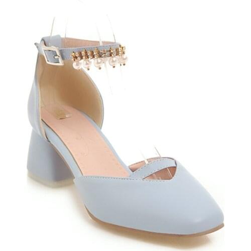 2018 spring and summer new small fresh buckle with thick square with diamonds size code 31-43 sandals 18418