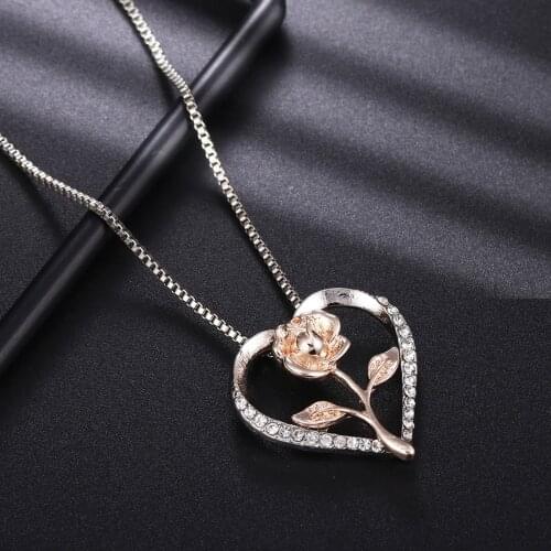 Rose Flower Necklace For Women Heart Crystal Chian Pendant Necklace Fashion Jewelry Womens Neck Chain For Birthday Gift