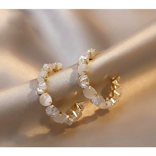 Korean Fashion Jewelry Exquisite Gold Plated Crystal Opal Stone Hoop Earrings for Women Geometric C-shaped Piercing Earrings
