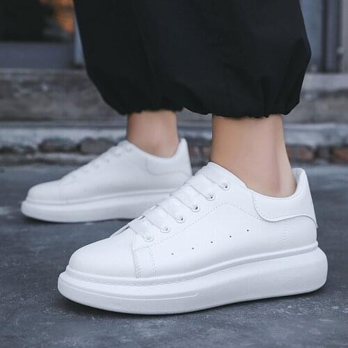 Men Shoes 2021 Fashion Comfy Breathable Boy Student Little White Shoes Mens Casual Gym Shoes Summer Male PU Light Running Shoes