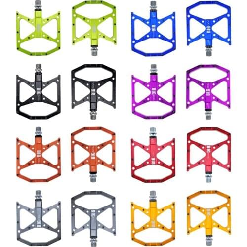 MTB Pedals Mountain Bike Pedals Wide 3 bearings Lightweight Aluminum Alloy Fiber Bicycle Platform Pedals for BMX M17A