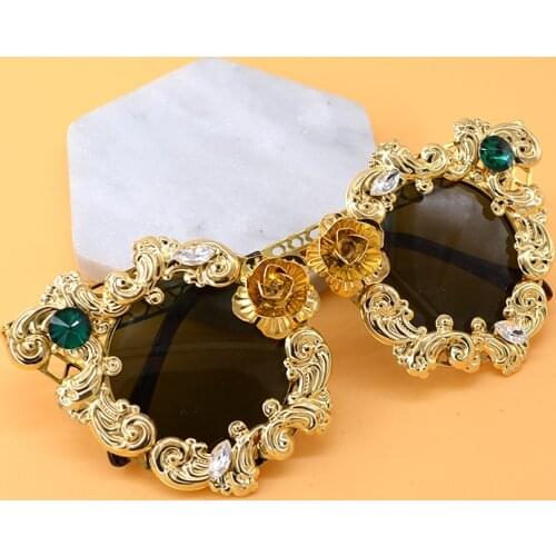 2020 Cat Eye Sunglasses Women Luxury Gold Hollow Diamond Frame Brand Designer Sunglasses for Ladies Girls Shades Oculos De Sol