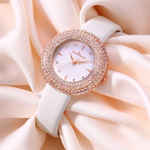 High Quality Luxury Women Watch 2021 Ladies Korean Style Leather Strap Crystal Wrist Watches For Women Dropshipping Montre Femme