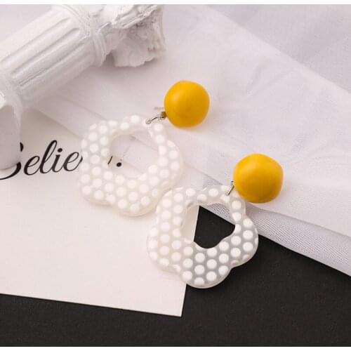 TIMEONLY Delicate Hollow Floral Resin Mango Color Ball Dangle Earring for Women Girls Cute Earrings Vintage Sweet Accessories