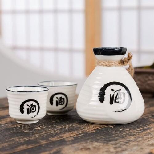Japanese Sake Set Creative Ceramic Wine Set Home Insulation Wine Glass Ceramics One Pot Two Glasses Sake White Wine Pot