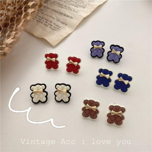 CHOWLEE Korean Retro Color Cute Bear Earrings Girl-Style Bow Earrings Go With Everything Web Celebrity Jane Fashion Ear Clip