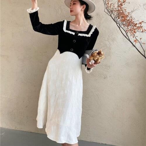 Female SpringRetro Temperament Square Neck Velvet Jacquard Dress Women Temperament New Elegant Simple Atmospheric Dress
