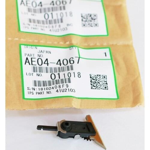 AE04-4067 Upper Picker Finger for Ricoh 1106 1107 1356 1357 906 907 Stripper Separation Claw