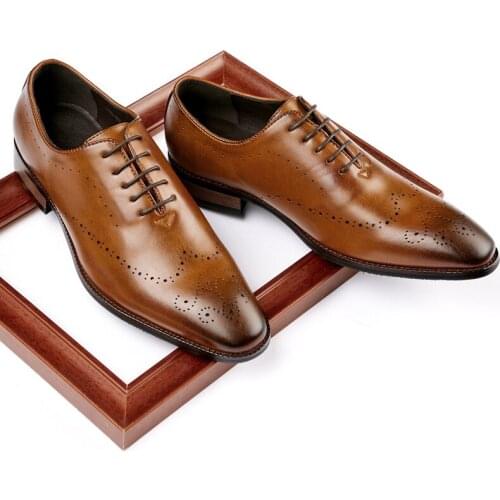 New Four Seasons Bullock Carved Leather Shoes Mens Japanese Business Dress Shoes Hand-polished Single Shoes Mens Leather Shoes