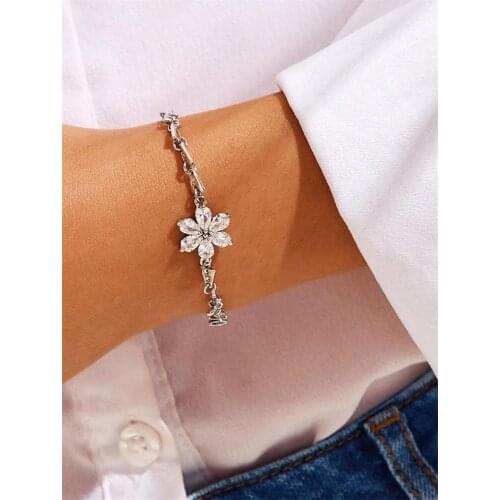 Elegant Jewelry Bridal Cubic Zircon Stones Flower Bracelets & Bangles For Women Bridal Wedding Party Best Friend New Year Gift