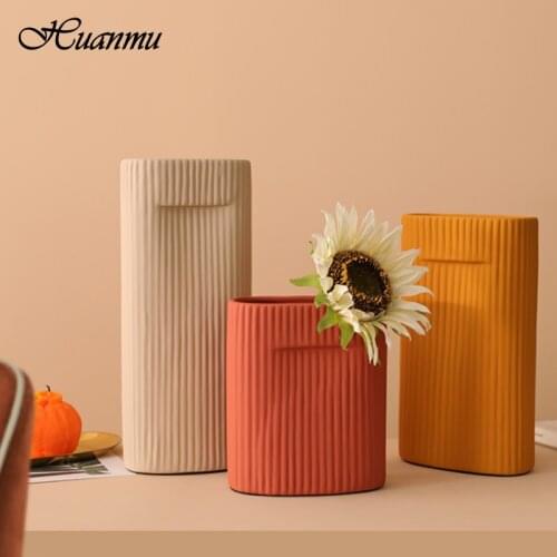 Line Pattern Sculpture Vase Home Decor Ceramics Floor Tabletop Vase Decoration Living Room Dining Room TV Cabinet Ornaments