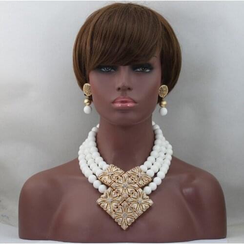Fabulous 3 Layers White Coral African Beaded Jewelry Set 16MM Beads Set for Women Fashion Gold Pendant Necklace Set CNR631