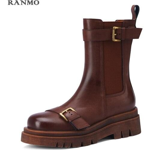 2021 Belt Buckle Chelsea Short Boots Round Toe Thick Bottom Brown British Style Mid-tube Martin Boots Leather Boots Luxury Shoes