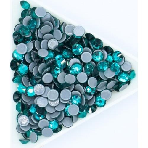 Ss6,ss10,ss16,ss20,ss30 Green Zircon DMC Iron On Rhinestones/Hot fix Crystal Rhinestones Strass Sewing & Fabric Garment stones