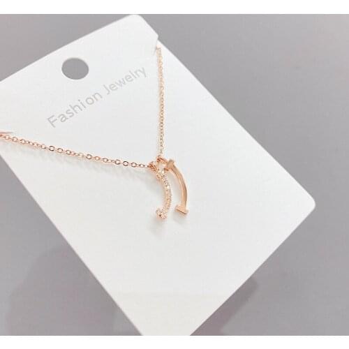 Spring and Summer Fashion Cute Double T Smile Necklace Clavicle Chain Simple Girlfriend Necklace Ornament Wholesale