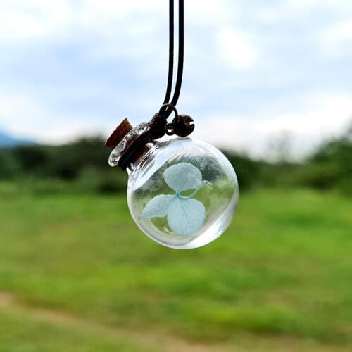 Car Air Freshener Hanging Perfume Pendant Bottle With Flower Auto Essential Oils Perfume Bottle Diffuser Automobiles Ornaments