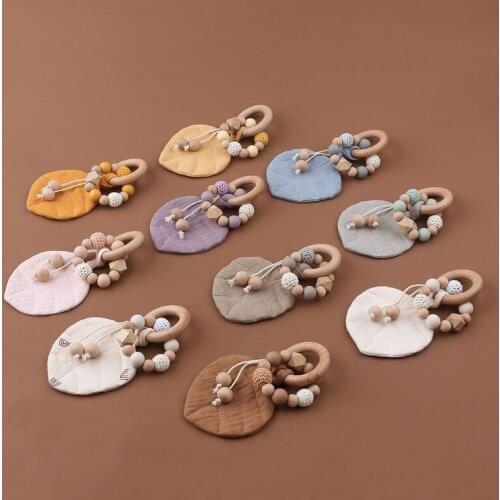 Baby Wooden Teether Ring with Leaves Shape Absorbent Cloth Towel Blanket Rattle Beads Molar Toy Newborn Soother Bracelet