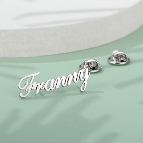 Personalized Style Name Brooches For Women Stainless Steel Customized Nameplate Letters Initials Brooches Pins Fashion Jewelry