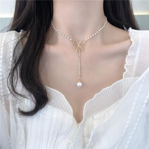 Trendy Pearl Geometric Necklaces Womens Office/career strand Bowknot Temperament Contracted Pendant Necklaces Jewelry for Girls