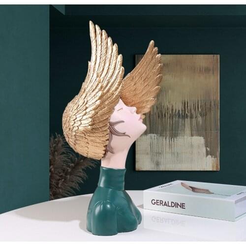 The wings of the dream Office decoration resin Fine carving home decoration accessories Desktop furnishing articles