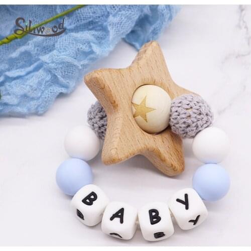 1PC Custom Name Wooden Teether Rattle Star Crochet Beads Wood Crafts Ring Engraved Bead Baby Teether Wooden Toys For Baby Rattle