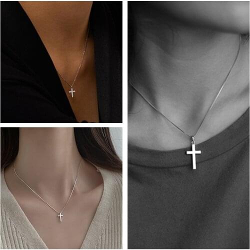 Vnox Simple Stainless Steel Cross Pendant Necklaces for Women, Prayer Religious Choker Collar Christian Gift Jewelry