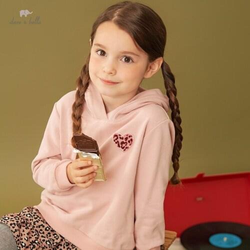 DKH18227 dave bella autumn kids girls fashion solid pockets heart print coat children cute tops high quality outerwear