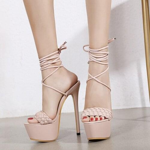 GBHHYNLH Women's Shoes With A Strap