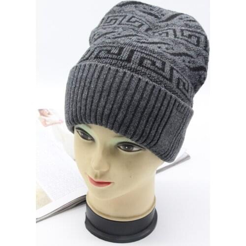 Autumn new 2018 winter warm beanies for men knitted acrylic winter warm skullies caps LL181050