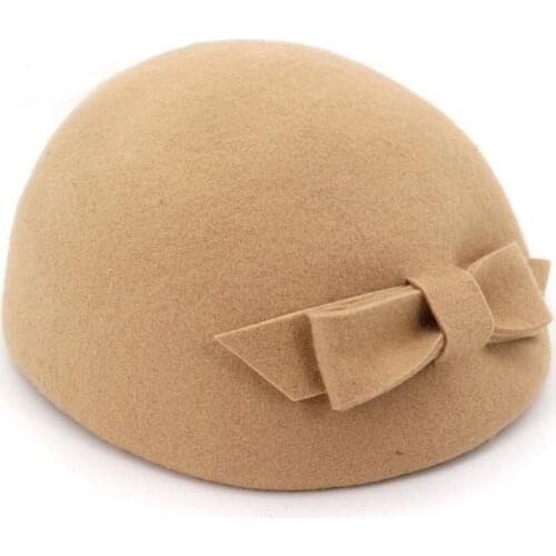 New Brand Elegant Girl Gifts Thin Knitted Berets Hat Women Solid Painter Hat Spring Autumn Ladies Artist hat Female Cap HF70