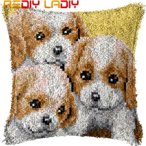 Latch Hook Cushion Three Puppies Pillow Case Pre-Printed Color Canvas Acrylic Yarn Latched Hook Pillow Crochet Cushion Cover Kit