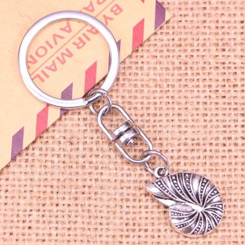New Fashion Keychain 23x17mm conch shell Pendants DIY Men Jewelry Car Key Chain Ring Holder Souvenir For Gift