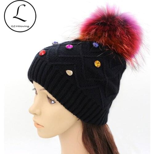 GZHILOVINGL 2017 Caps Winter Knitted Skullies Beanies Bone Touca Warm Women Winter Rhinestone Hats With Multicolored Fur Pom Pom