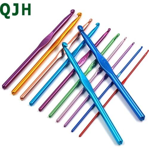 12Pcs Crochet Hooks Mix 2.0MM-8MM metal Grip Crochet Needle Set Yarn Craft Kit Knitting Accessory For Women Mom Gift