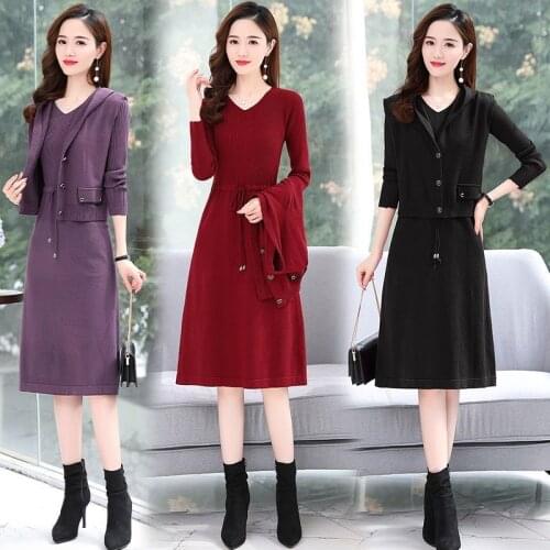 Woman Temperament Long Sleeve Knitted Dresses Female V Neck Single Breasted Cardigan Thin Suit Ladies Fashion Retro Sweater Q108
