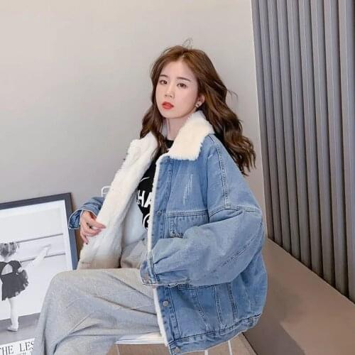 Korean Fashion Warm Lamb Wool Jean Jackets For Women 2021 Thicken Velvet Winter Jacket Students Casual Denim Oversized Coats