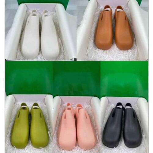 Luxury Designer Summer Flat Sandals Women Comfortable Rome Ladies Beach Shoes Hot Sale Round Toe Planas Sandalias Verano Mujer