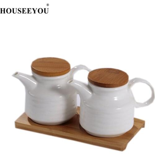 HOUSEEYOU 3Pcs/lot Ceramic Oil Vinegar Dispenser Olive Bottle Soy Sauce Gravy Boat Bamboo Tray Home Kitchen Storage Accessories