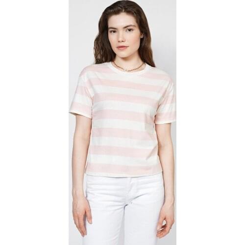 MARK FORMELLE Women's Cropped T-shirts