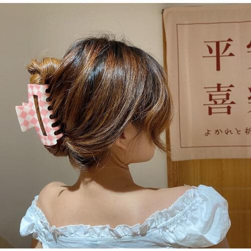 New net celebrity explosion checkerboard shark clip Korean temperament lattice catch clip back head hairpin large hairpin female